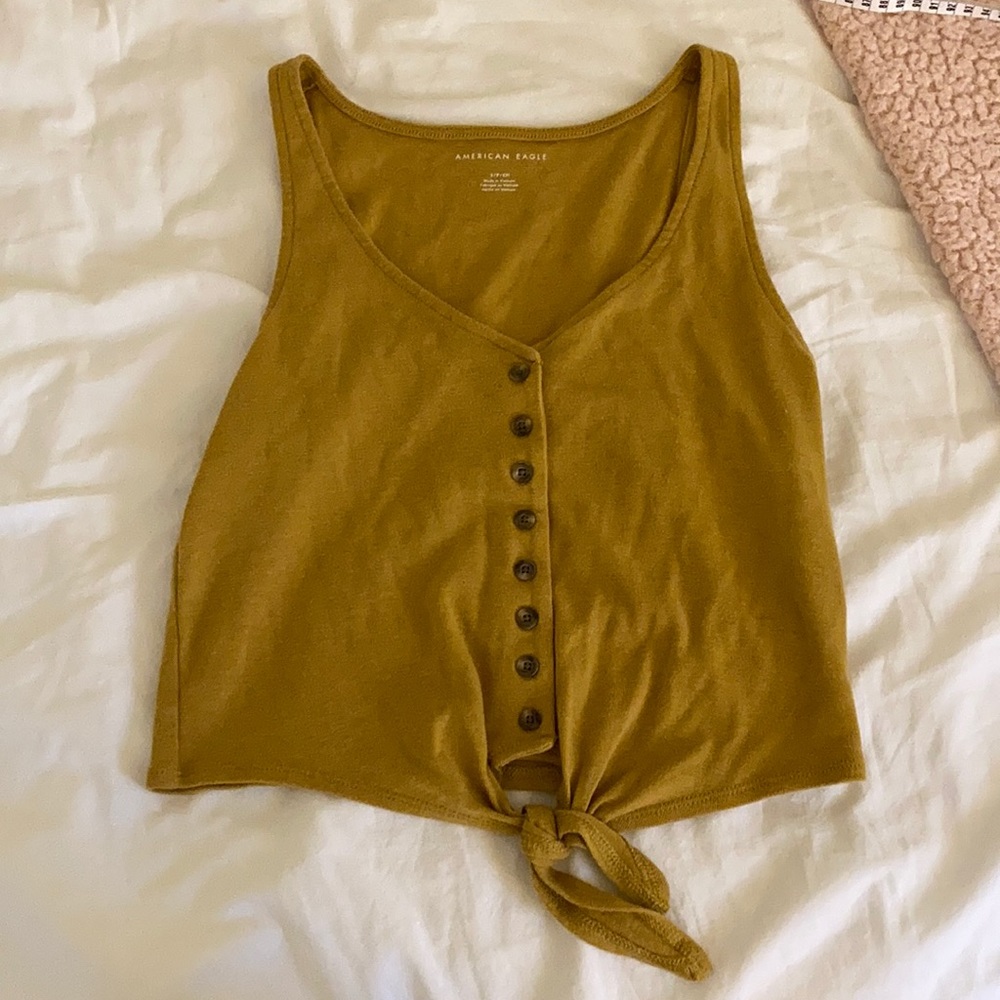 💛 AE Button-Up Top